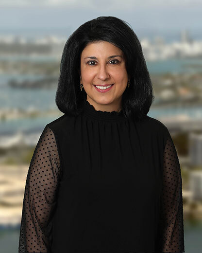 Yasmin Tabatabayi, Shutts & Bowen LLP Photo